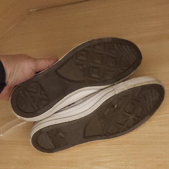 Converse Chuck Taylor Silver Sparkle Sneaker 6 - Picture 6 of 8